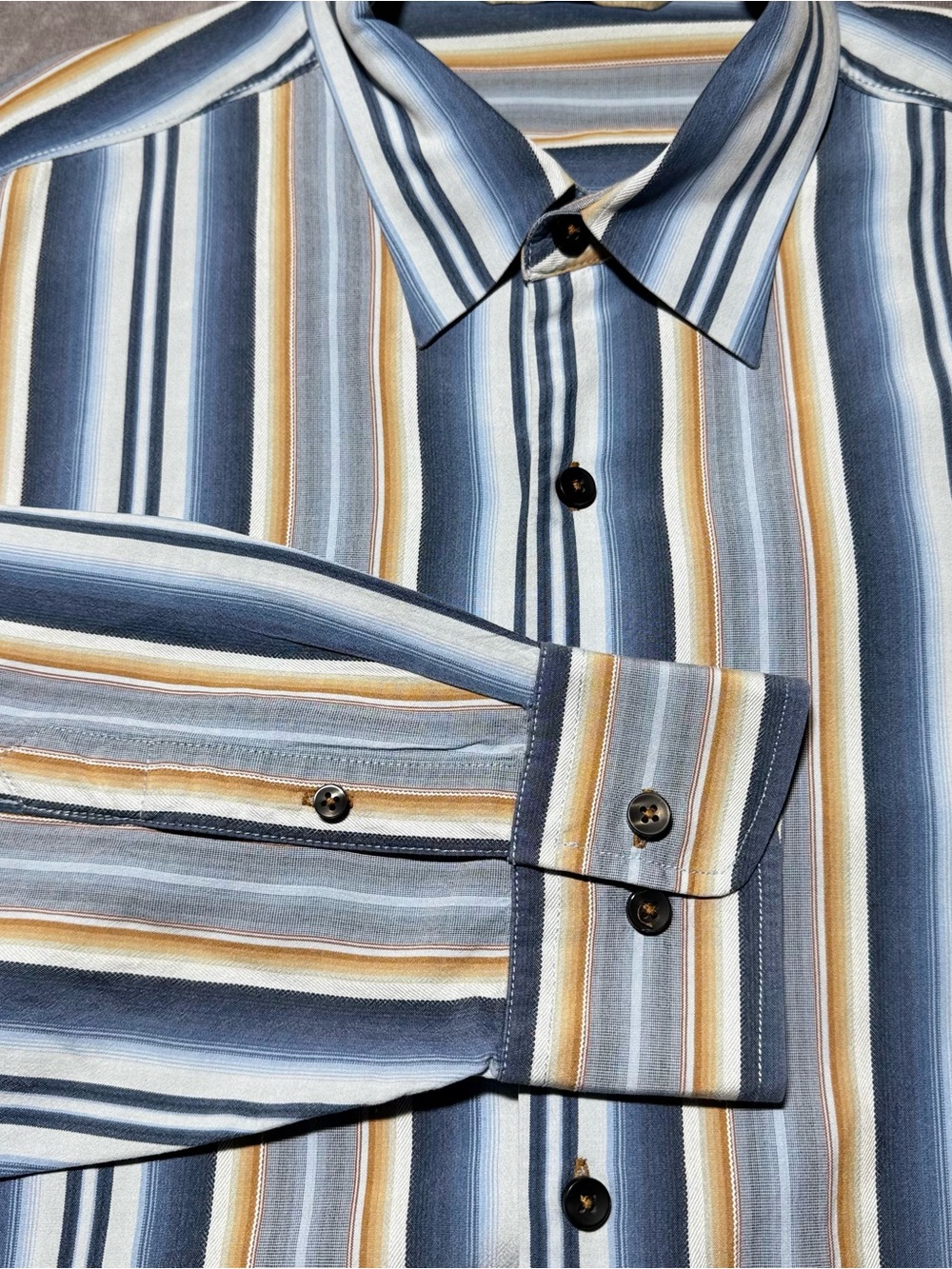 Tommy Bahama Men Button‎ Down Shirt Size XL 100% Silk